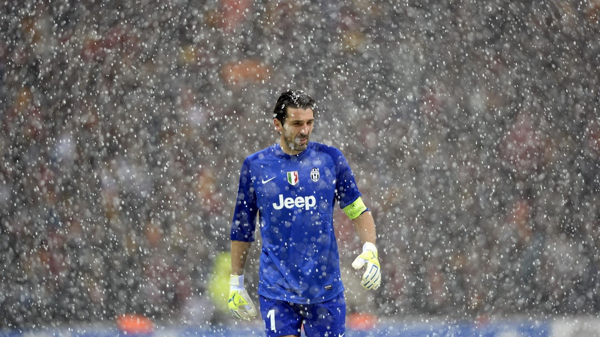 一脸惆怅!杨瀚森彻底遭弃,替补群击溃开拓者:小杨仅剩1丝机会