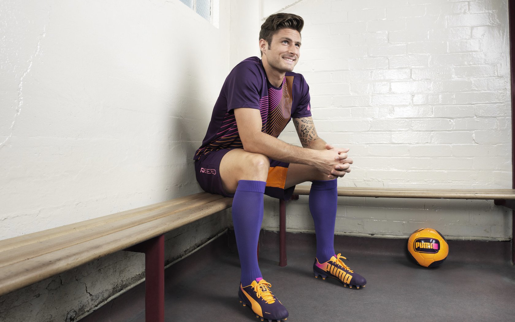 欧洲足球：英超、意甲、德甲激烈争夺，冠军天平再摇晃！，欧洲足球新闻英超